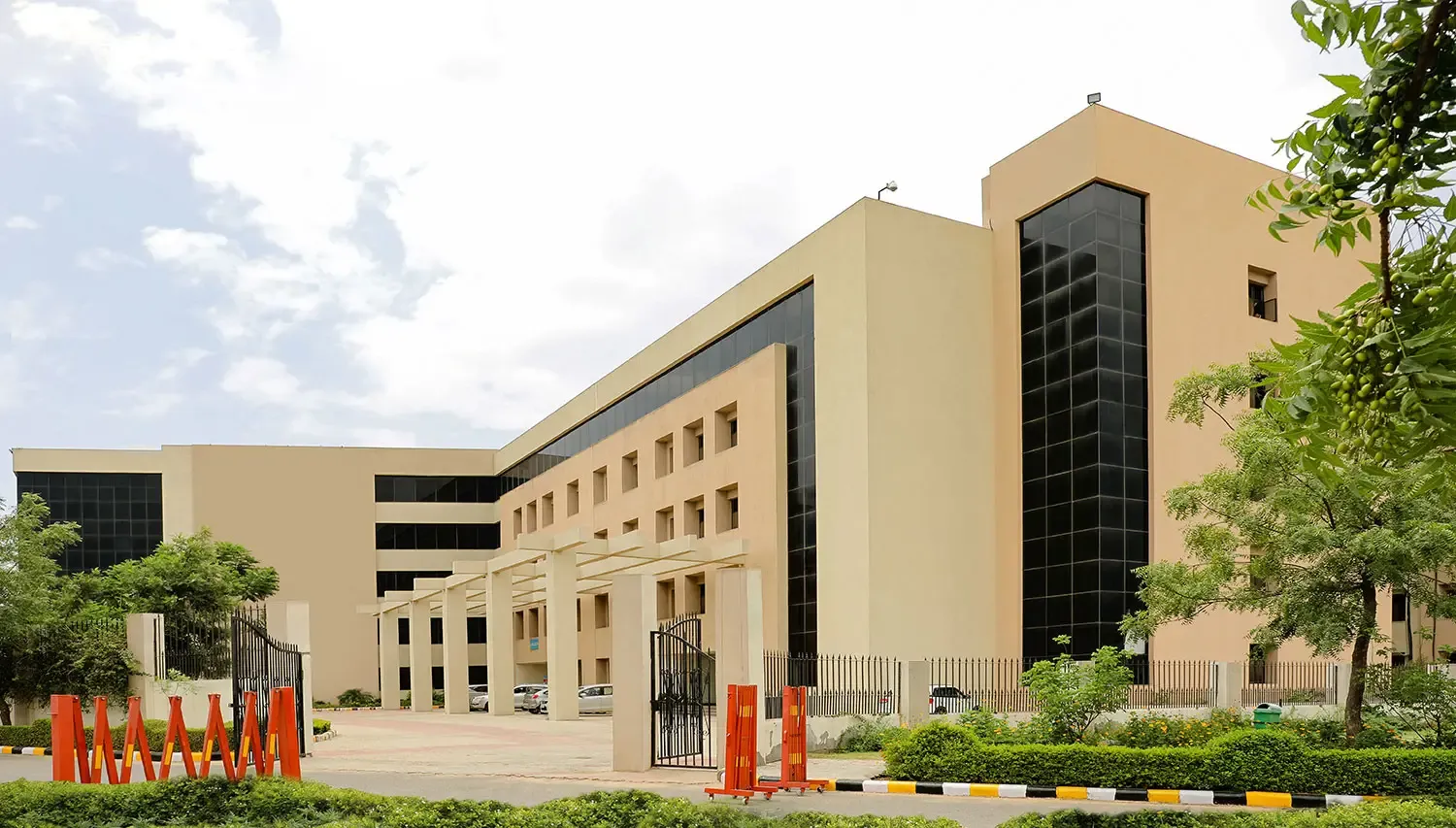 Shree Guru Gobind Singh Tricentenary (SGT) Cover